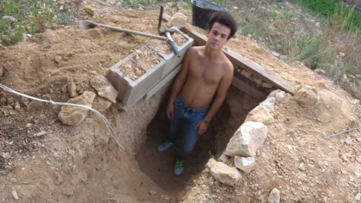 VIDEO: Brat Cave: Teen Built Underground Den After A Fight With His Parents  - The Tennessee Tribune