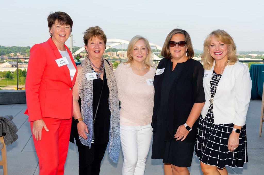 Lisa Ferrelli, Deb Varallo, Betty Price, Mary Roskilly, Leisa Gill