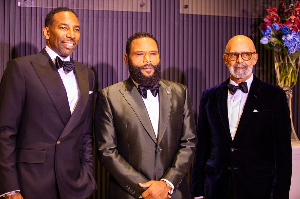 42nd Annual UNCF Mayor’s Masked Ball To Raise Funds & Awareness For HBCU Students Atlanta Mayor Andre Dickens, Anthony Anderson, and Michael L. Lomax enjoy taking part in the UNCF's Mayor's Masked Ball. (Photo: Itoro N. Umontuen)