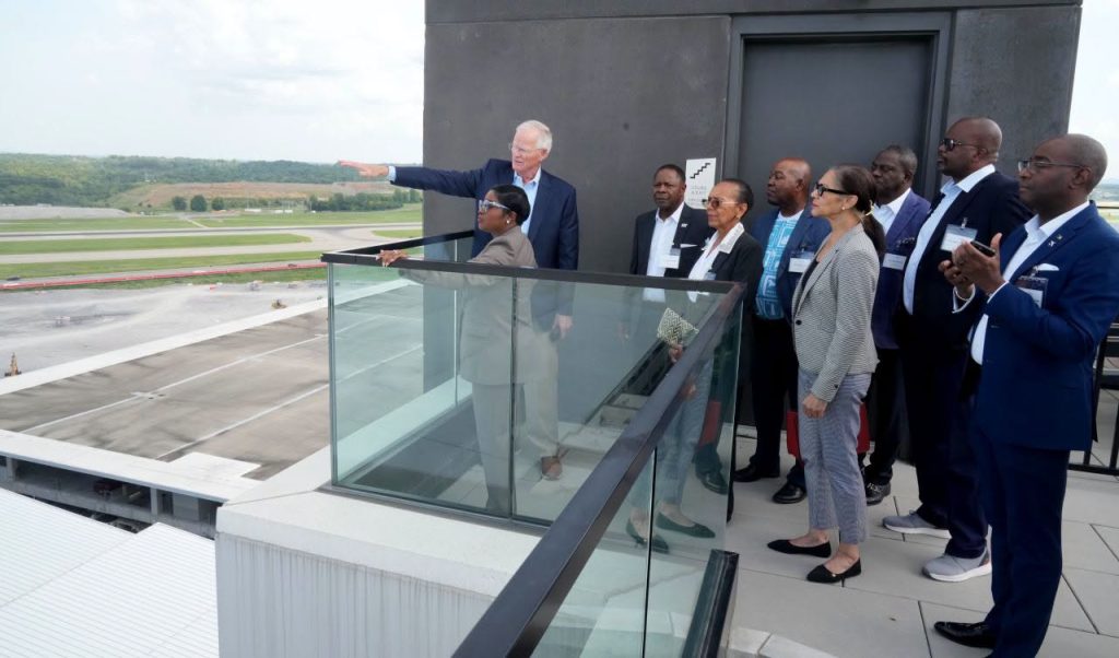 Bahamas Delegation Visits Nashville International Airport to Discuss BNA Growth, Partnerships